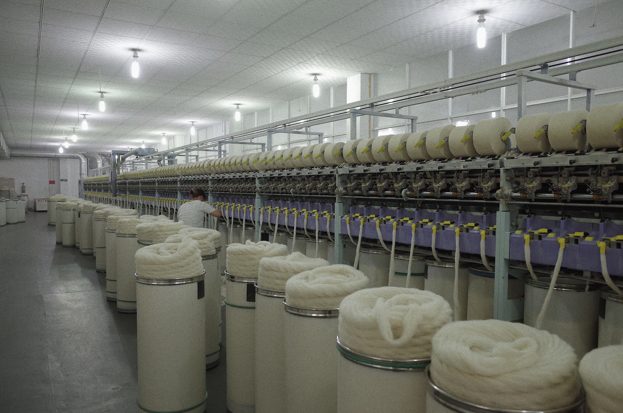 Fred Textile spinning workshop with full production line and prepared fibre cans